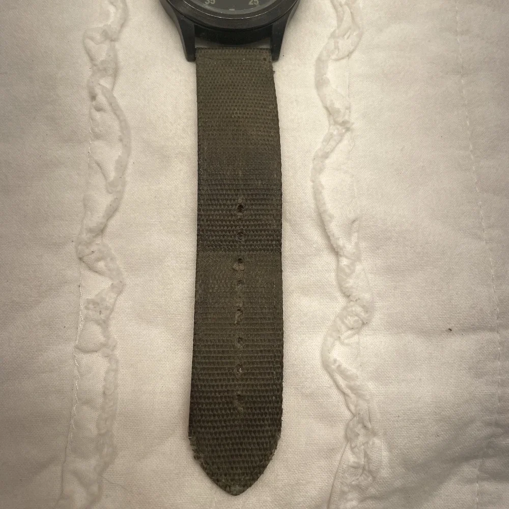 American‎ Aviator Watch Wristwatch Mens Black Green Band Vintage UNTESTED